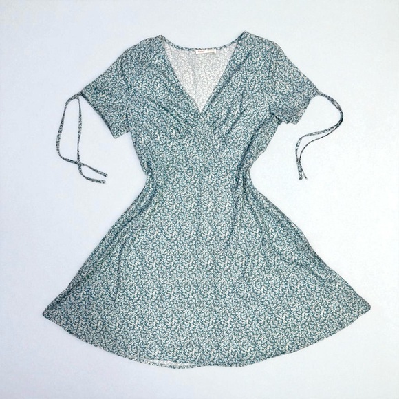 ROMWE Blue-Green Botanical Printed Sun Dress - Large - NWOT - Picture 1 of 4